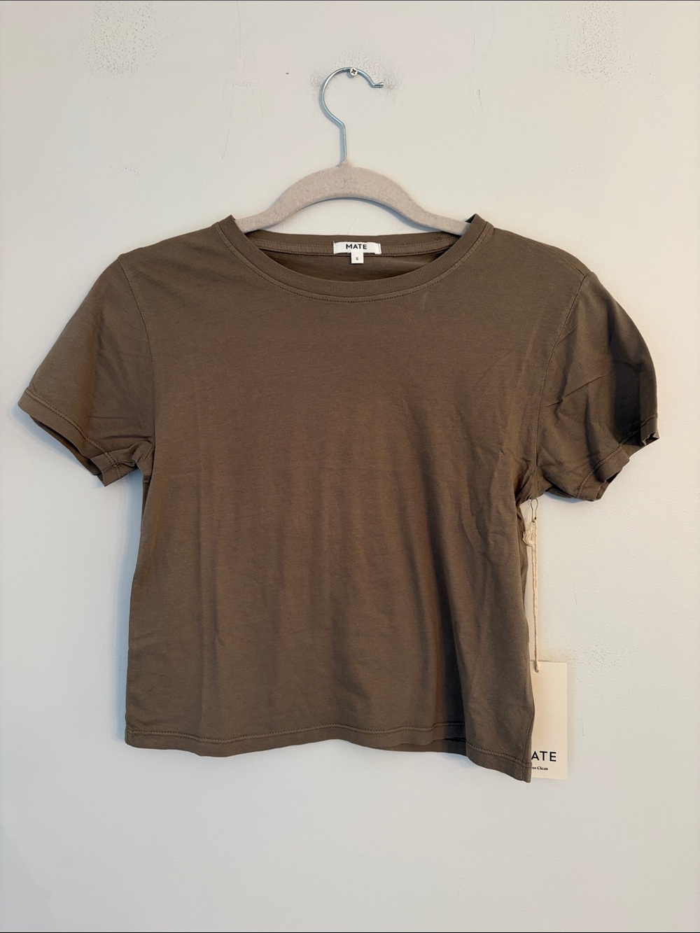 Mate the Label Cropped Shrunken Crewneck Tee in Pebble NWT